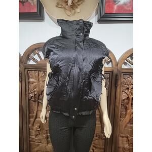 SKEA PARIS VEIL adjustable Armhole Puffer Size 6 Vest Black Full Zip Pockets #W5
